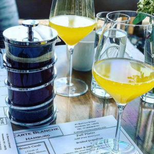 brunch drinks in wine glasses at carte blanche hamburg ny